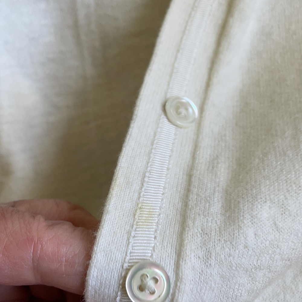 Two Banana Republic cotton cashmere cardigans - Picture 6 of 7